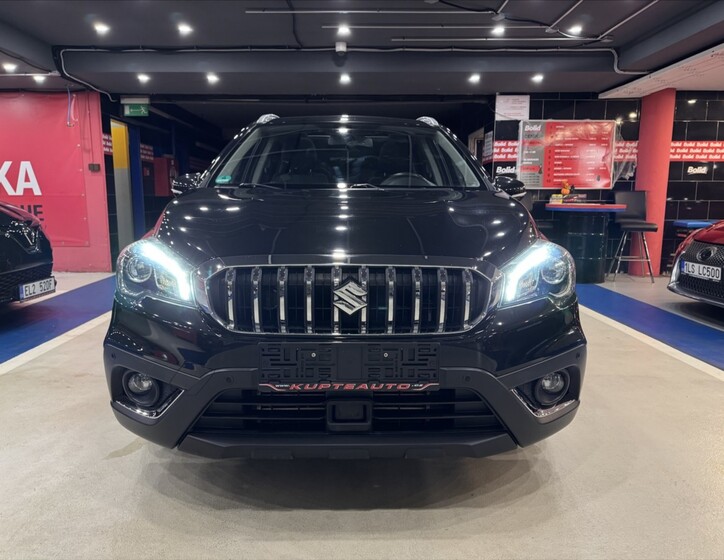 Suzuki SX4 S-Cross 12
