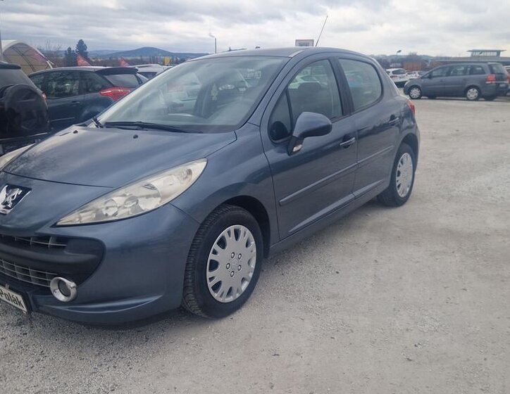 Peugeot 207 Hatchback 1,4 l 65 kw