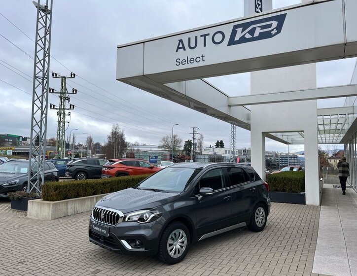 Suzuki SX4 S-Cross 1