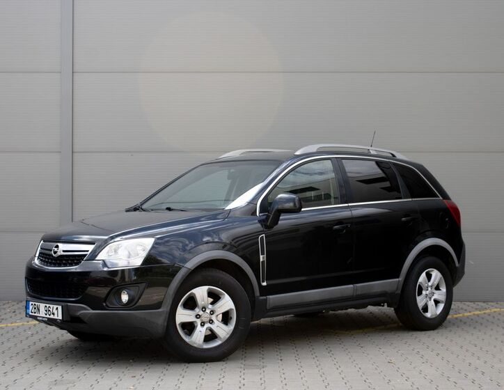 Opel Antara 1
