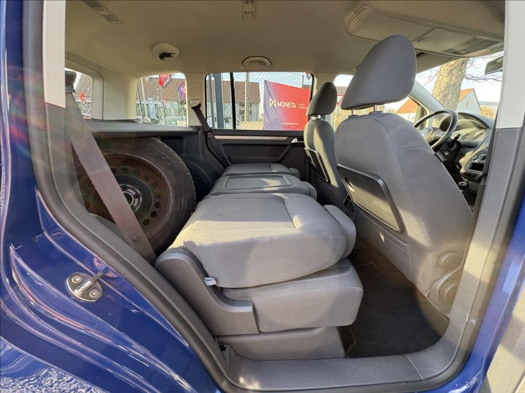 Volkswagen Touran MPV 1,2 l 77 kw