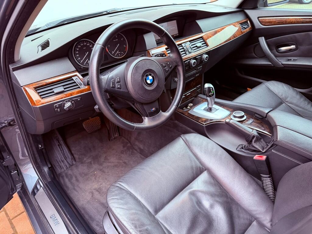 BMW Řada 5 Sedan 3,0 l 145 kw