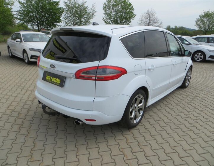 Ford S-MAX MPV 2,2 l 147 kw