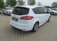 Ford S-MAX MPV 2,2 l 147 kw