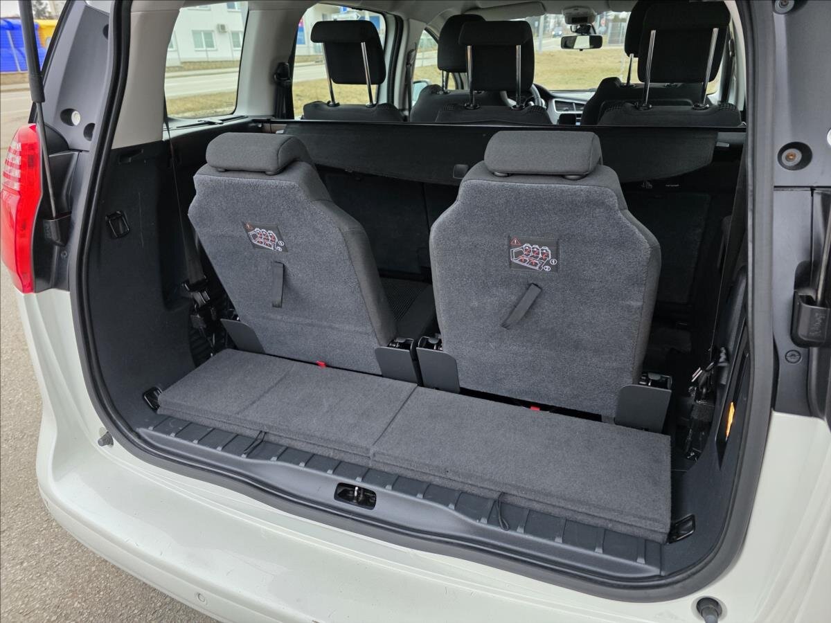 Peugeot 5008 Kombi 1,6 l 84 kw