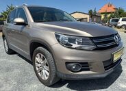 Volkswagen Tiguan 1