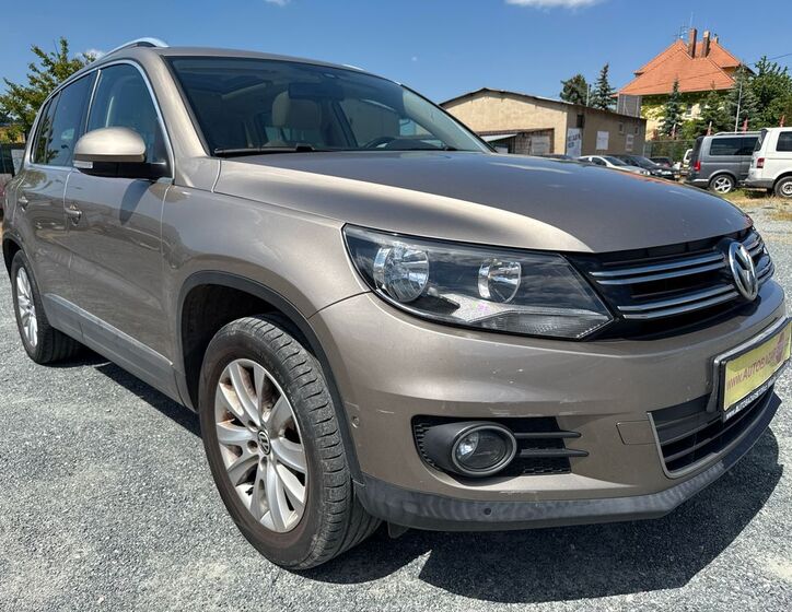 Volkswagen Tiguan 1