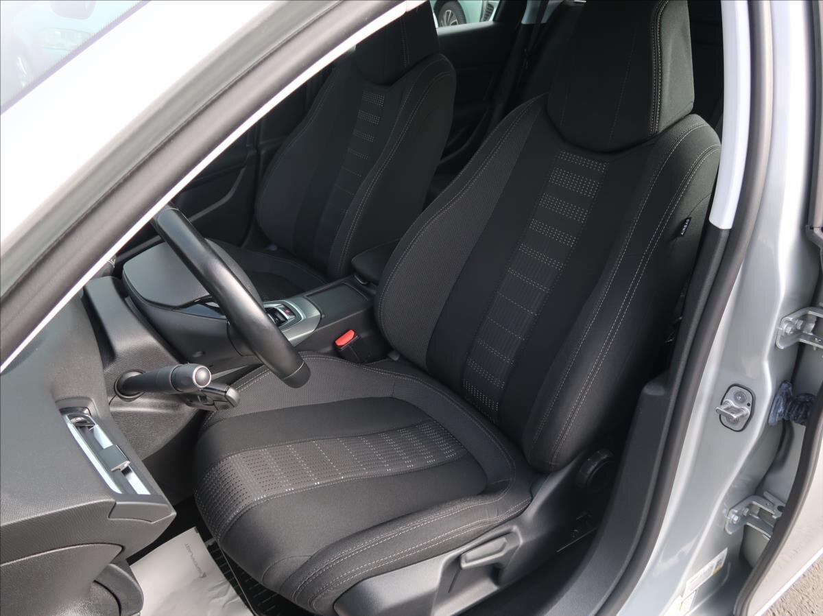 Peugeot 308 Kombi 2,0 l 110 kw