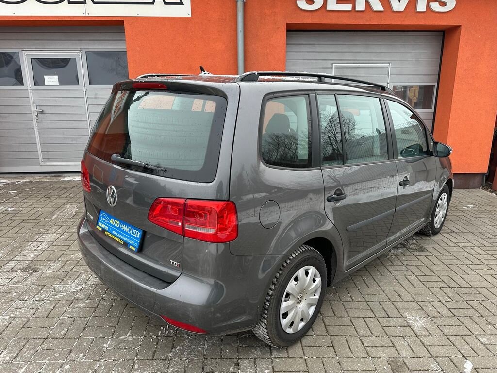 Volkswagen Touran MPV 1,6 l 77 kw