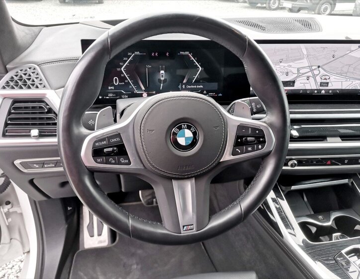BMW X7 21