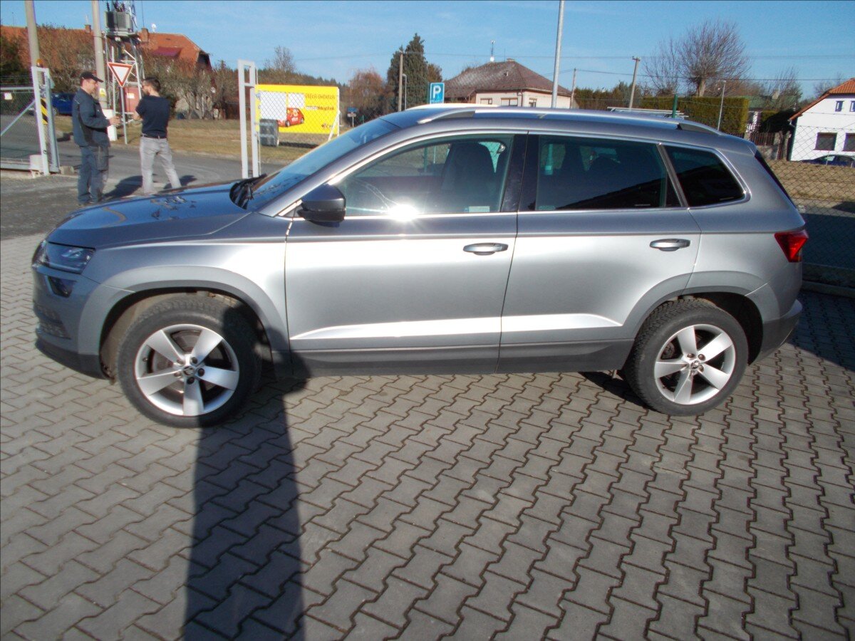 Škoda Karoq SUV 2,0 l 110 kw