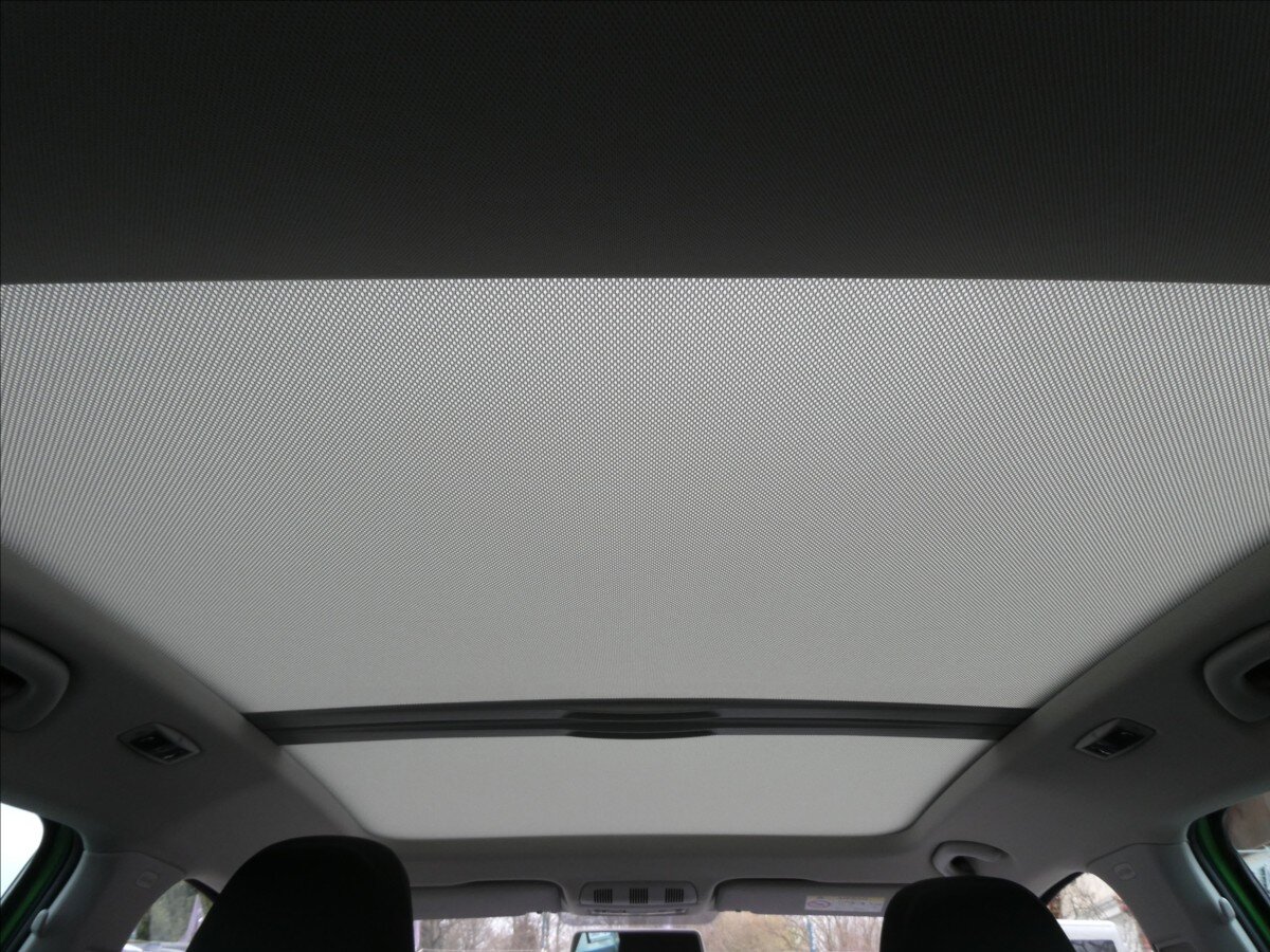 Škoda Rapid Hatchback 1,2 l 77 kw