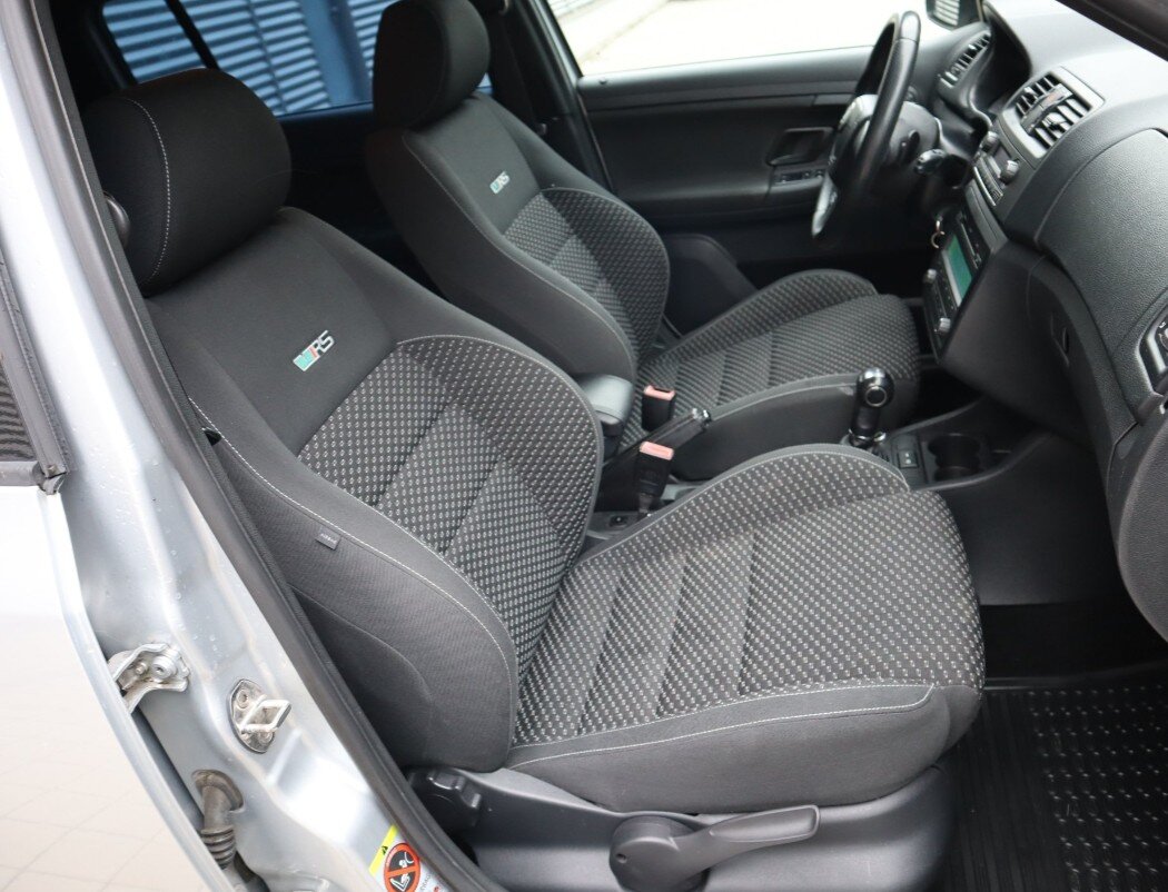 Škoda Fabia Hatchback 1,4 l 132 kw