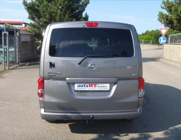 Nissan NV200 6