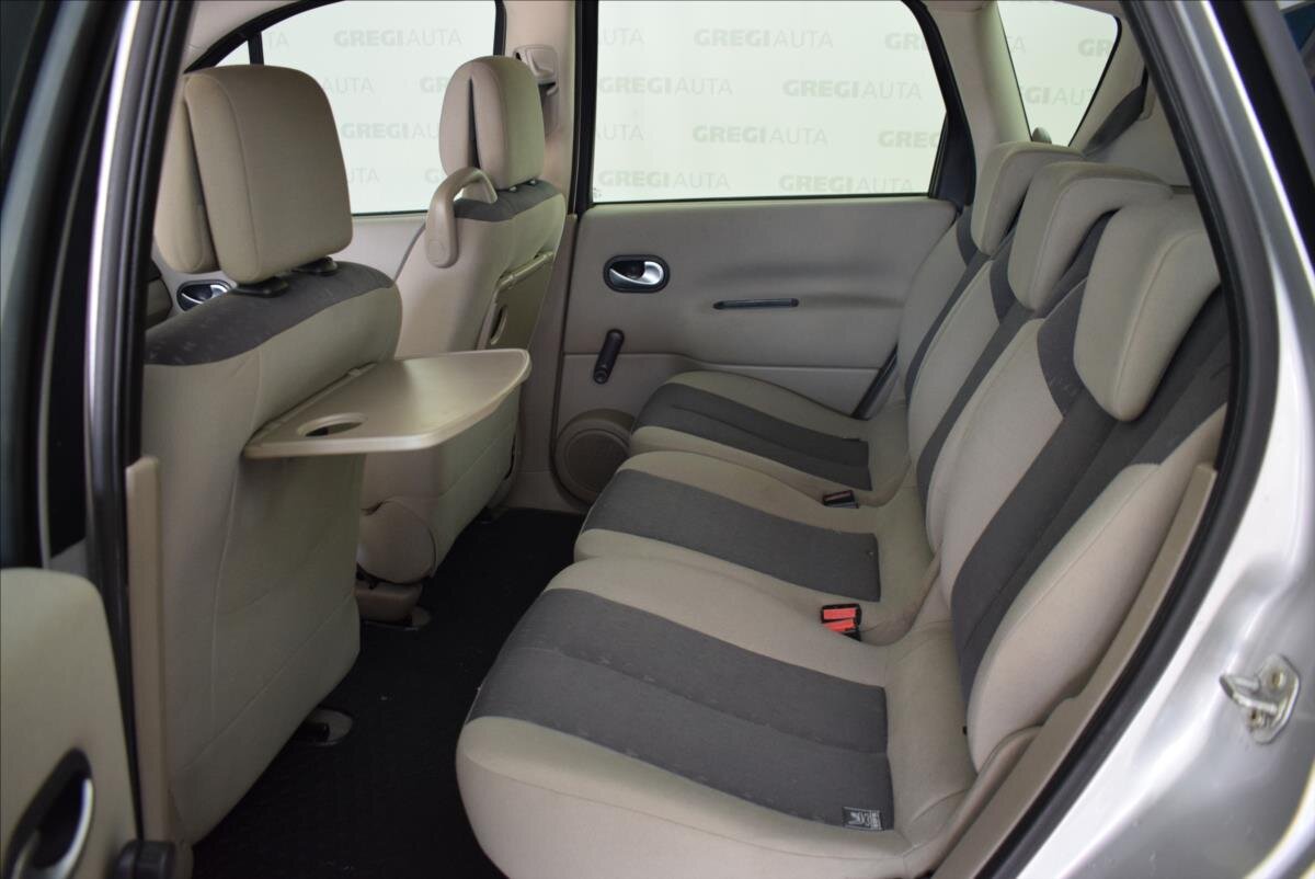 Renault Scénic MPV 1,6 l 83 kw