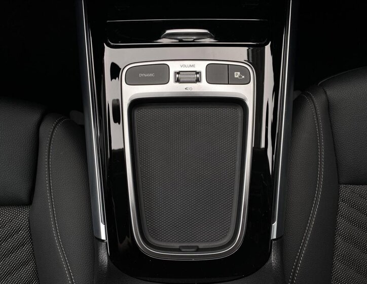 Mercedes-Benz GLA 15