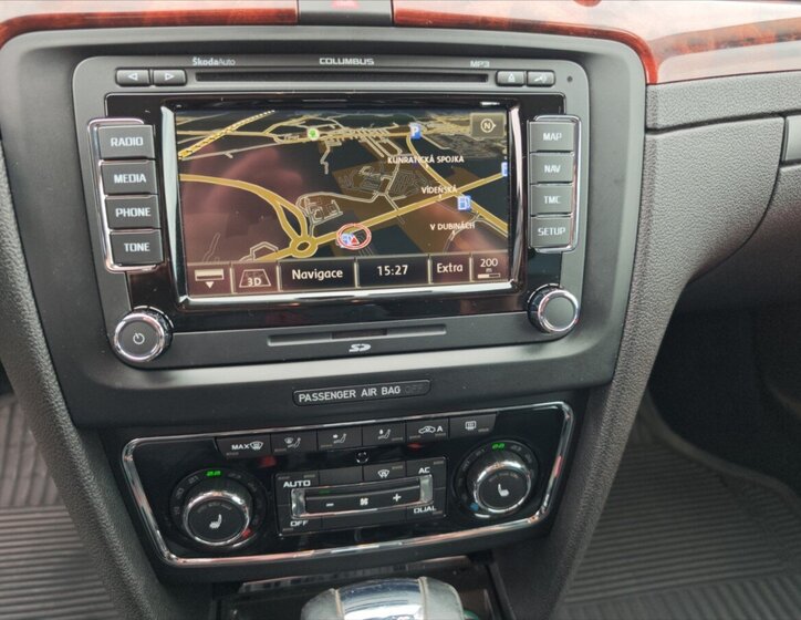 Škoda Superb Kombi 2,0 l 103 kw