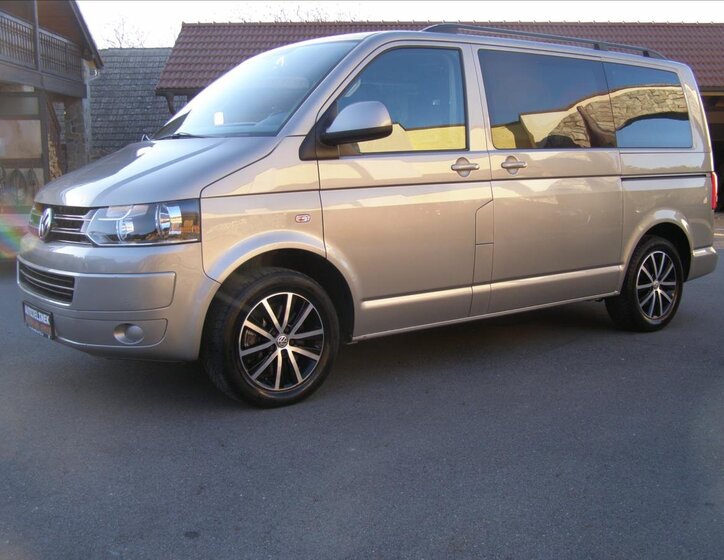 Volkswagen Multivan MPV 2,0 l 132 kw