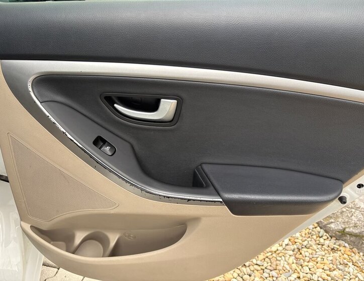 Hyundai i30 Kombi 1,6 l 99 kw