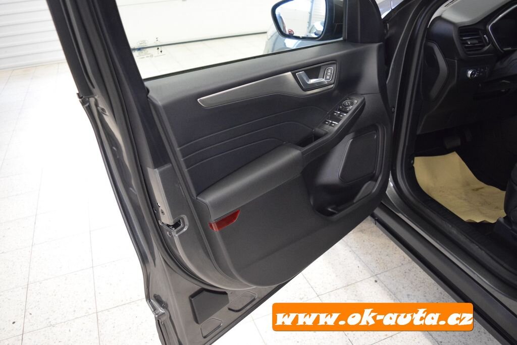 Ford Kuga SUV 2,5 l 112 kw
