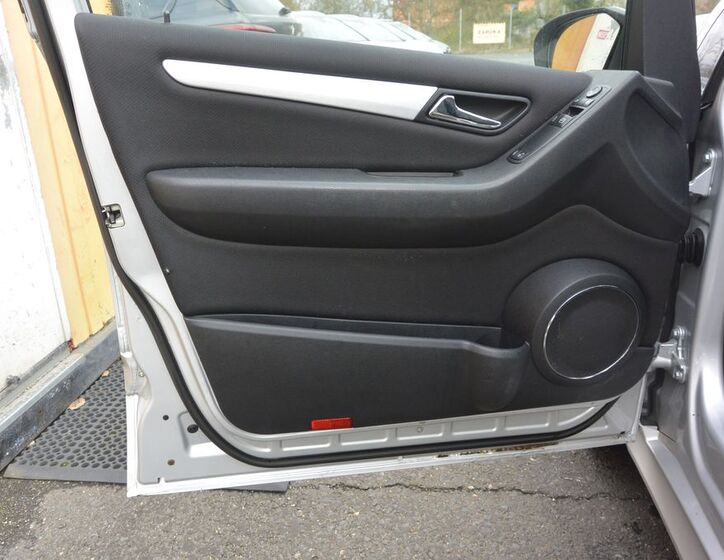 Mercedes-Benz Třídy B 9