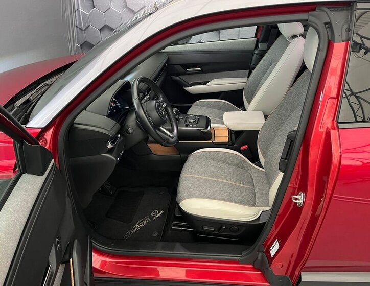 Mazda MX-30 SUV / Terénní 0,0 107 kw