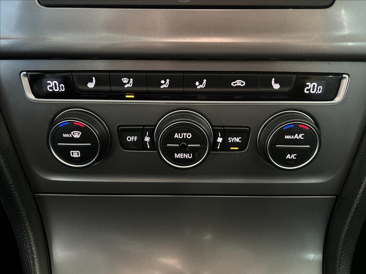 Volkswagen Golf Hatchback 1,2 l 81 kw