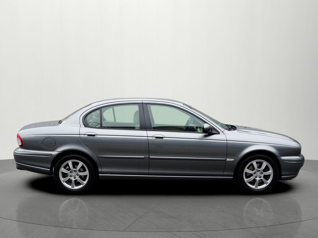 Jaguar X-Type