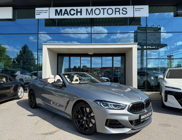 BMW Řada 8 Kabriolet 4,4 l 390 kw