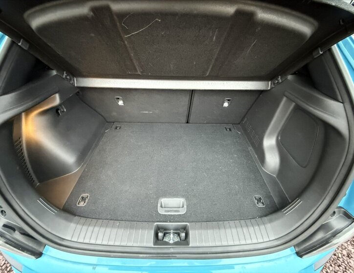 Hyundai Kona SUV / Terénní 1,6 l 145 kw