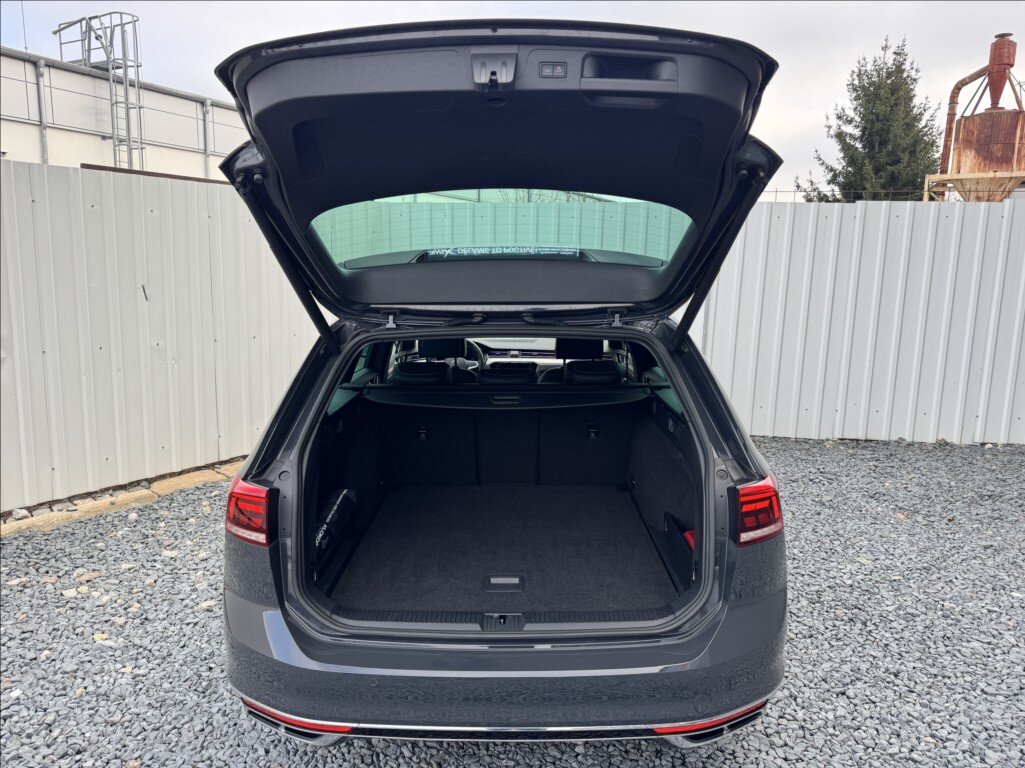 Volkswagen Passat Kombi 1,5 l 110 kw