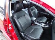 Suzuki Kizashi Sedan / Limuzína 2,4 l 131 kw