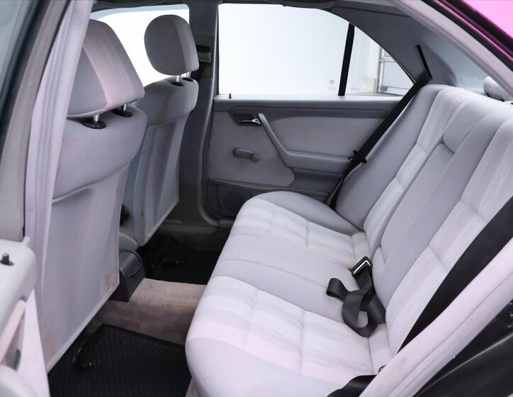 Mercedes-Benz Třídy C 13