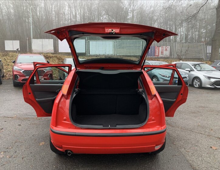 Ford Focus Hatchback 1,6 l 74 kw