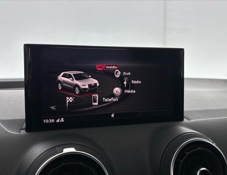 Audi Q2 SUV / Terénní 1,5 l 110 kw