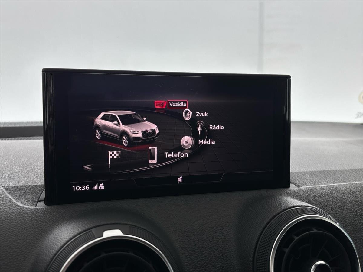 Audi Q2 SUV / Terénní 1,5 l 110 kw