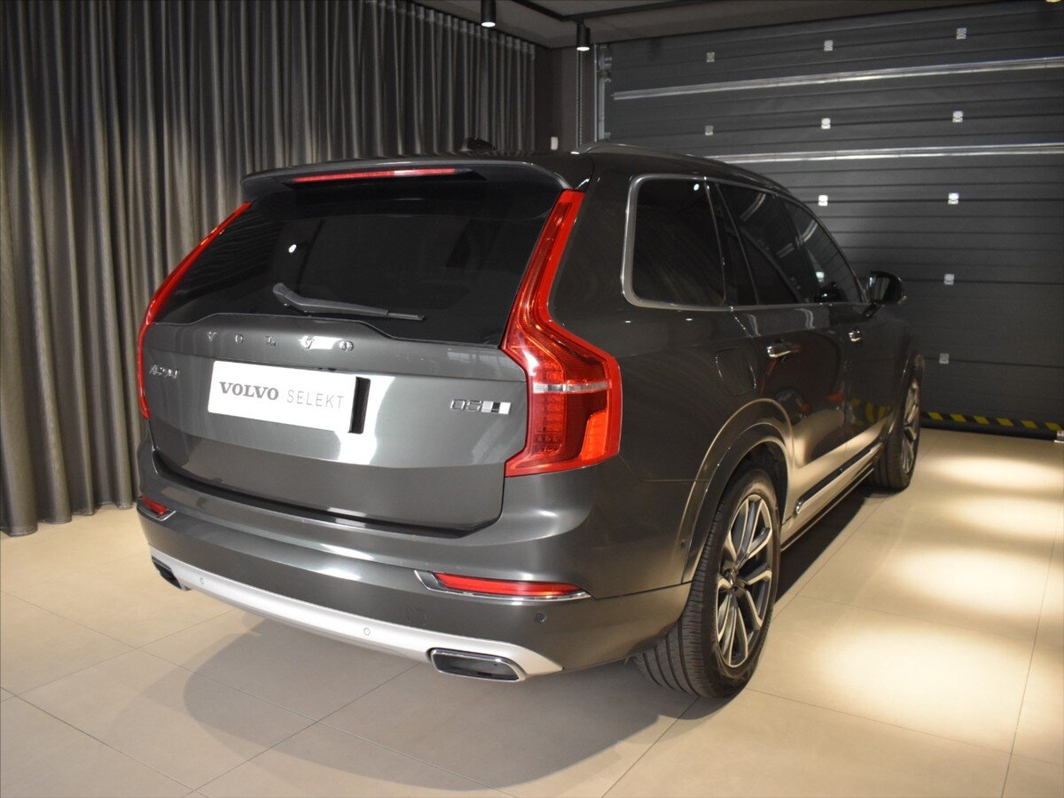 Volvo XC90 SUV / Terénní 2,0 l 177 kw