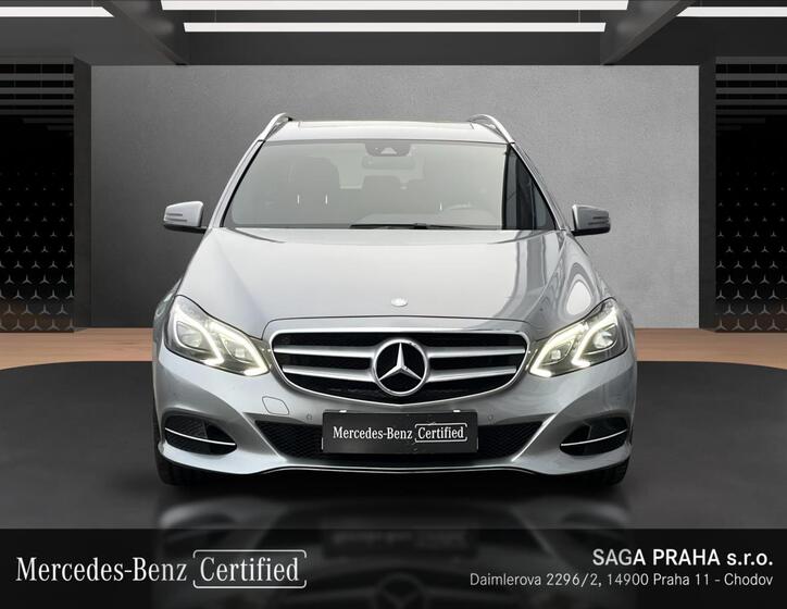 Mercedes-Benz Třídy E 8