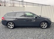 Peugeot 308 Kombi 1,5 l 96 kw