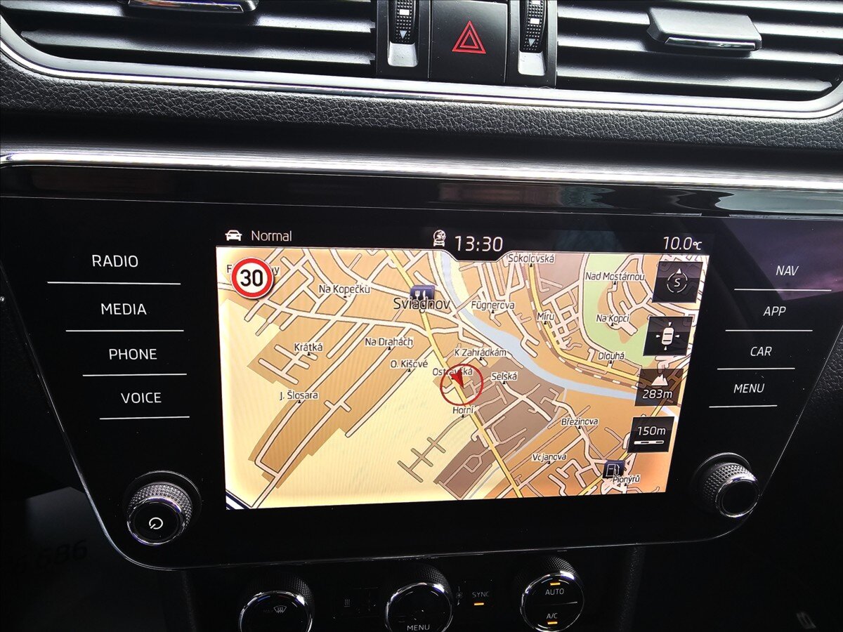 Škoda Superb Kombi 2,0 l 140 kw