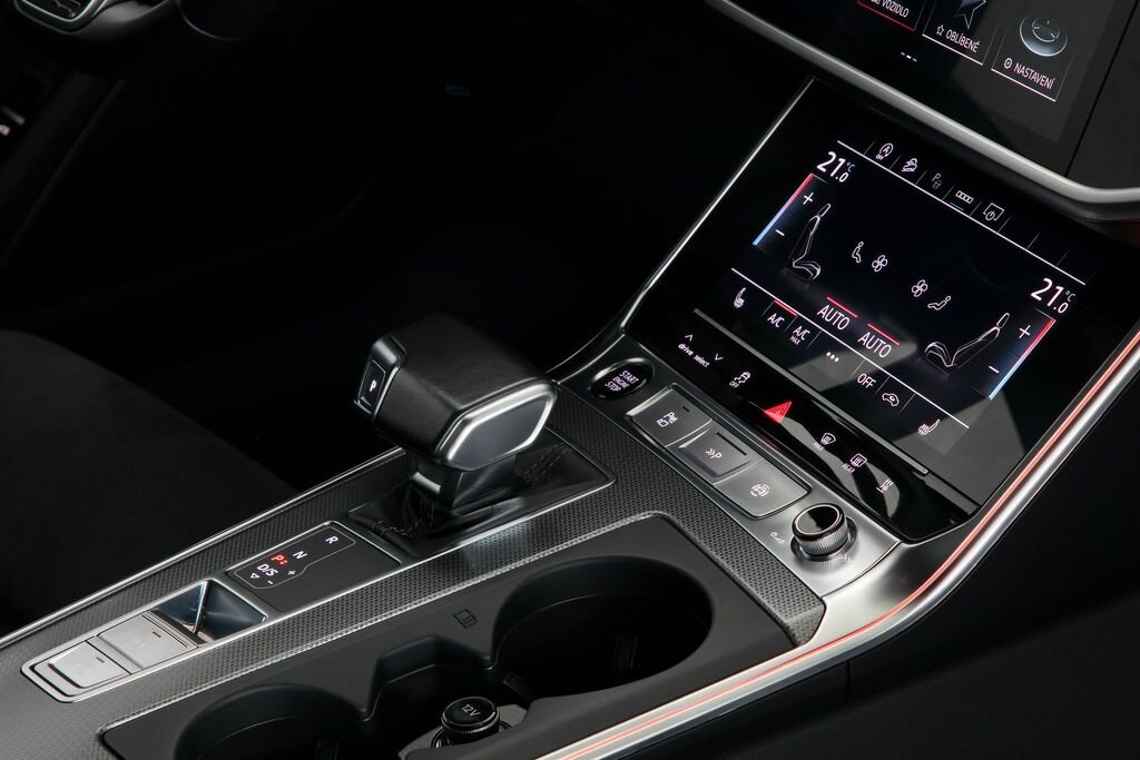 Audi A6 Allroad Kombi 3,0 l 210 kw