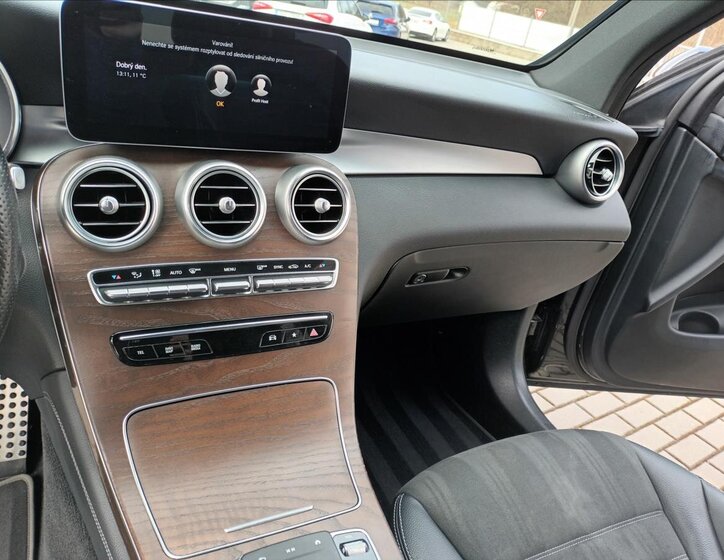Mercedes-Benz GLC SUV / Terénní 2,0 l 180 kw