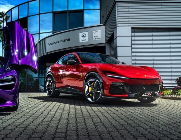 Ferrari Ostatní SUV / Terénní 6,5 l 529 kw