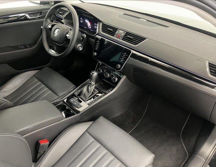Škoda Superb Kombi 2,0 l 147 kw