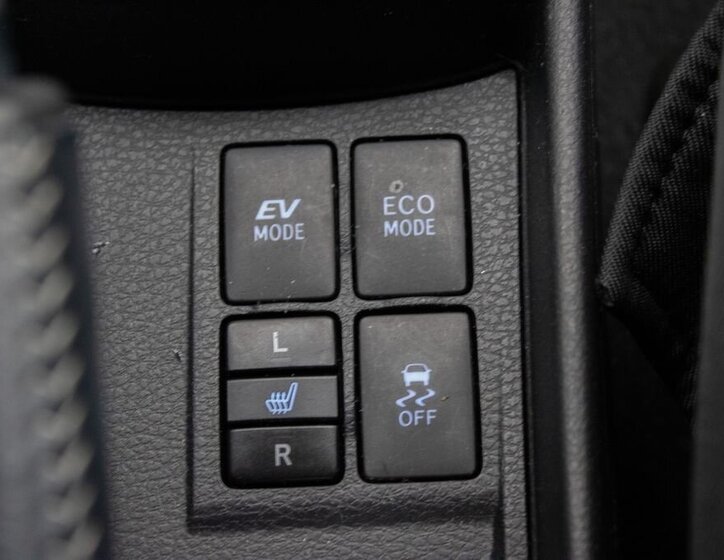 Toyota Yaris Hatchback 1,5 l 74 kw