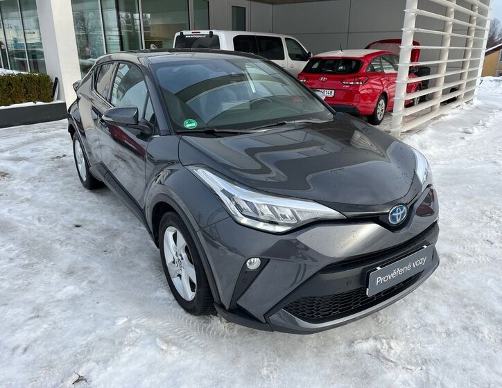 Toyota C-HR 8