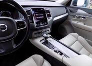 Volvo XC90 29