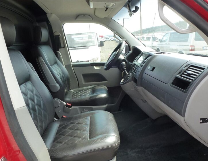 Volkswagen Transporter 25