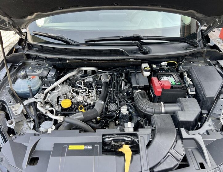 Nissan Qashqai SUV / Terénní 1,3 l 116 kw