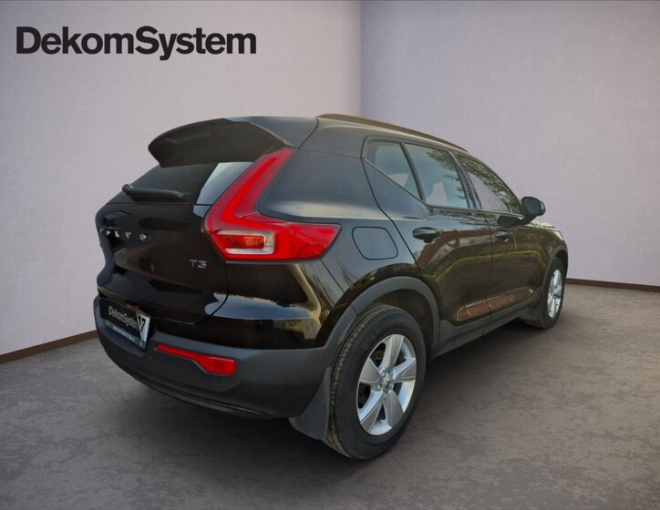 Volvo XC40 SUV 1,5 l 120 kw
